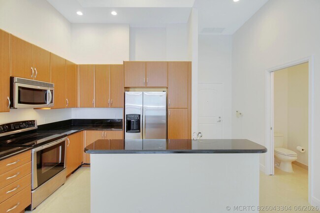 Foto del edificio - 701 S Olive Ave