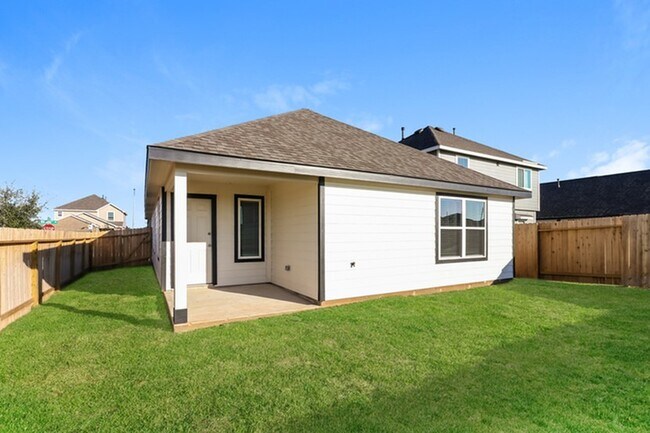 Foto del edificio - 3000 Wild Indigo Trl