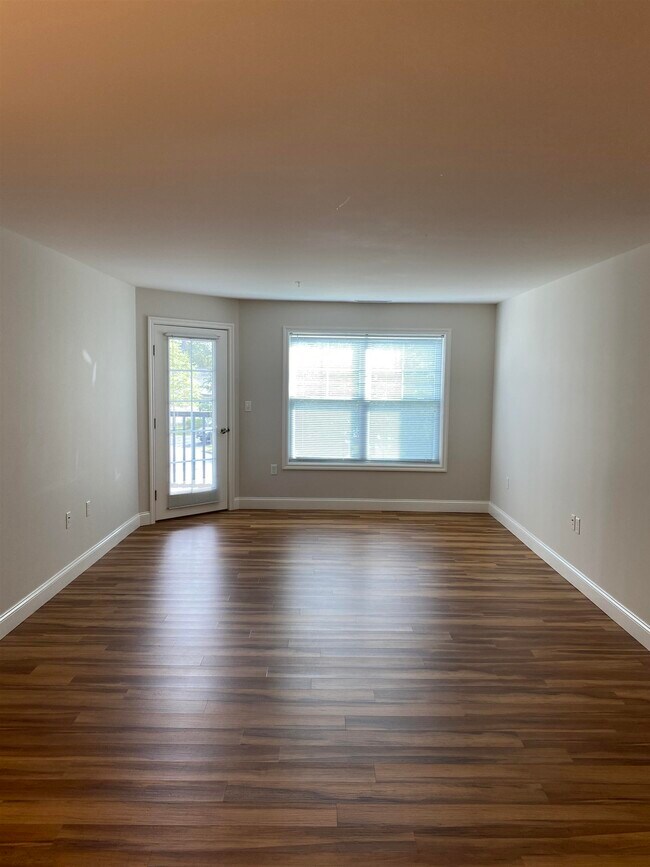 3 Furnival Rd Unit 210, Nashua, NH 03064 Condo for Rent in Nashua, NH