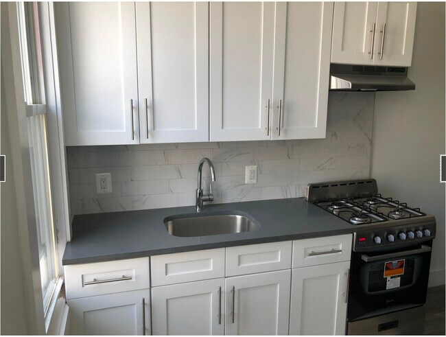 Building Photo - 214 64th St