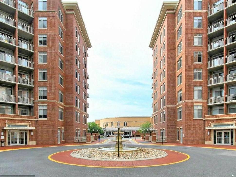 4490 Market Commons Dr Unit 607, Fairfax, VA 22033 Condo for Rent in
