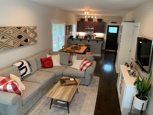 Foto del edificio - 104 Gale Park Ln