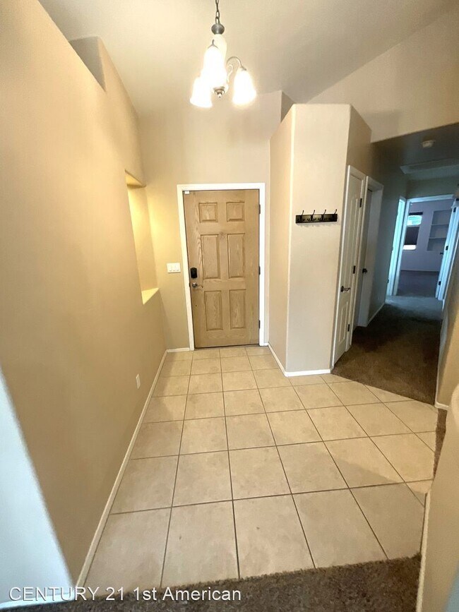 Foto del edificio - 3 br, 2 bath House - 10434 E Rose Hill Street