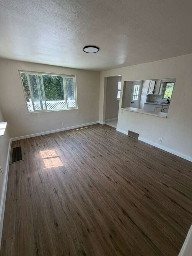 Foto del edificio - 62 Highland View St
