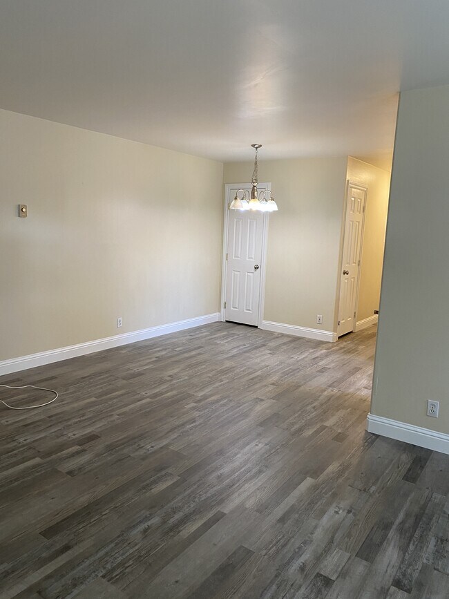 Foto del edificio - 2607 Anchor Ave