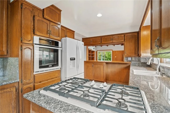 Building Photo - 5431 E El Jardin St