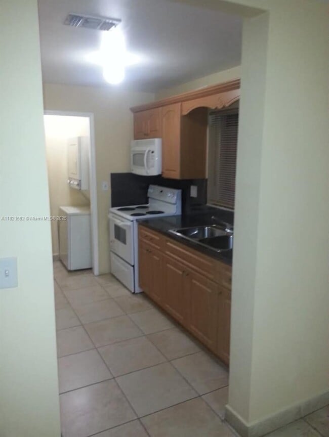 Building Photo - 14901 SW 80th St