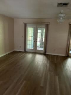Building Photo - 4105 Brentwood Park Cir