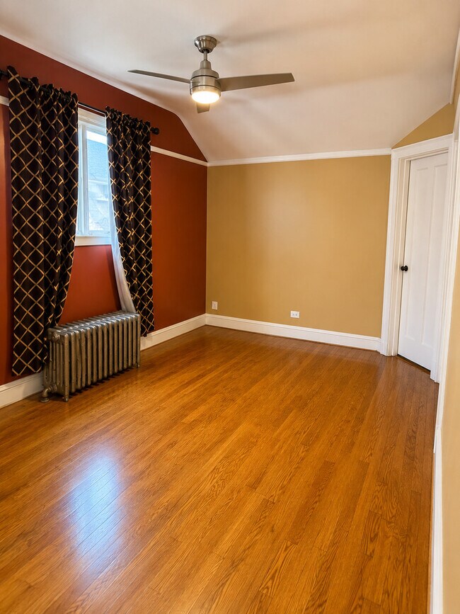 Foto del edificio - 2546 N Major Ave