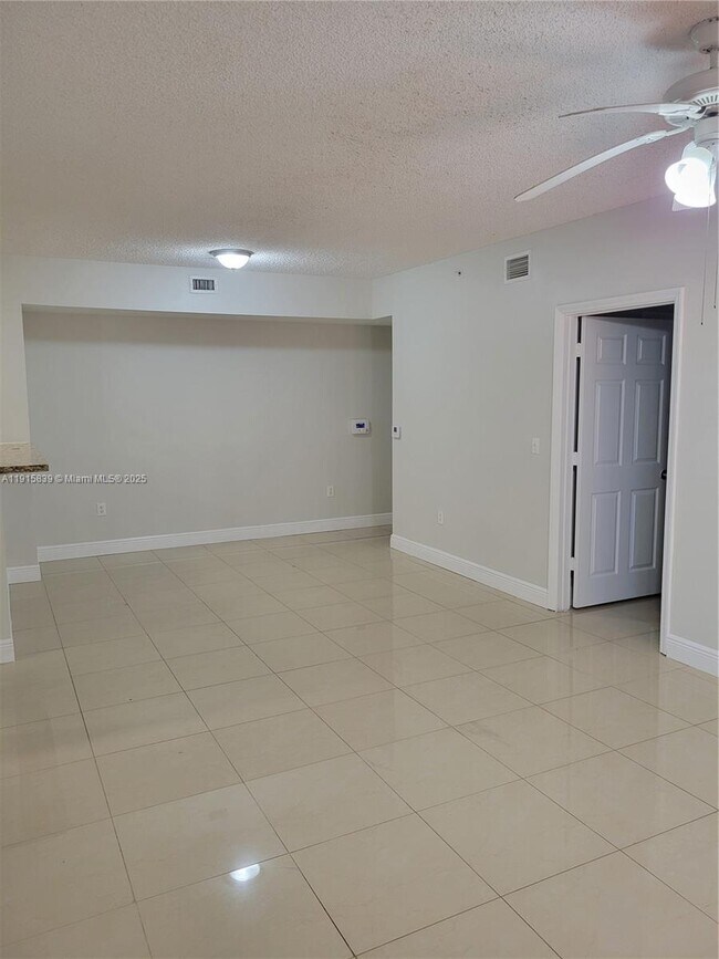 Foto del edificio - 2401 W Preserve Way