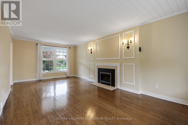 Building Photo - 1809 Dorset Dr