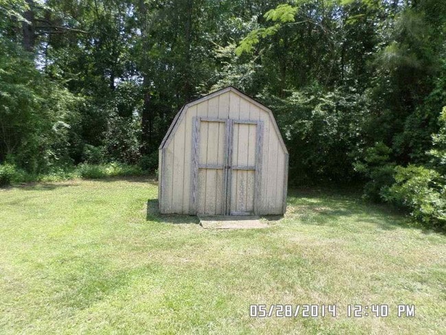 Building Photo - 417 Holly Shelter Rd