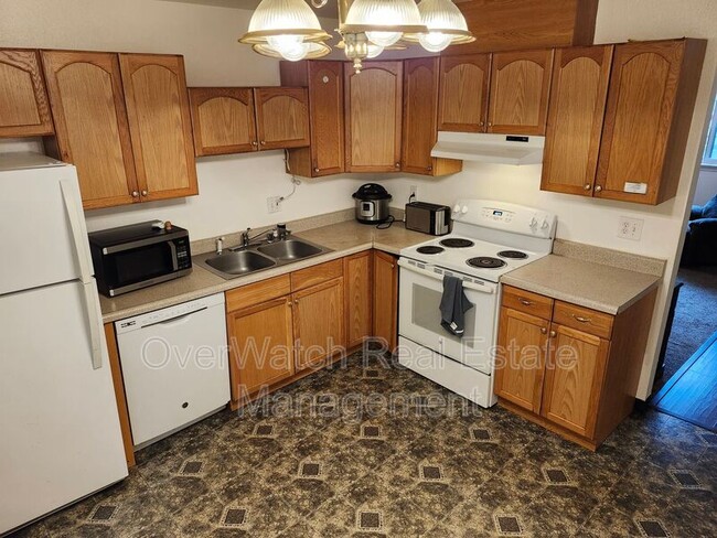 Building Photo - 4101 Grape Pl