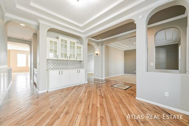 Foto del edificio - 6242 S Oak Hill Ct