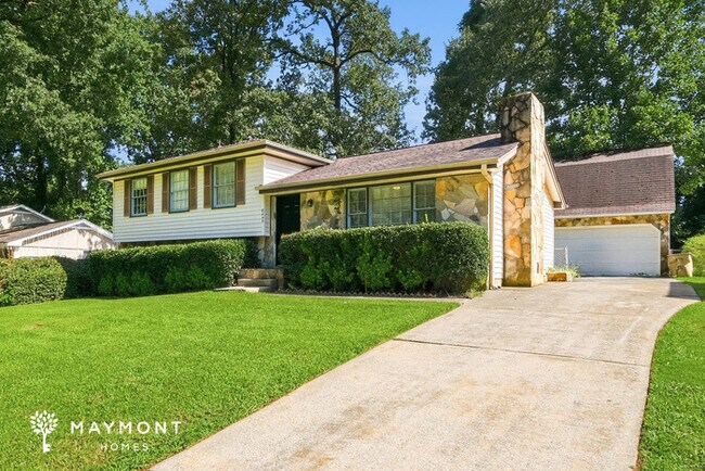 Foto del edificio - 8455 Magnolia Dr