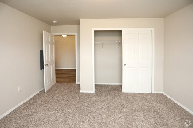 2HAB, 2BA - 1,095 ft² - East Gate Apartments