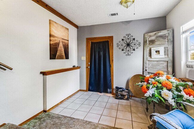 Foto del edificio - 288 Ballard St