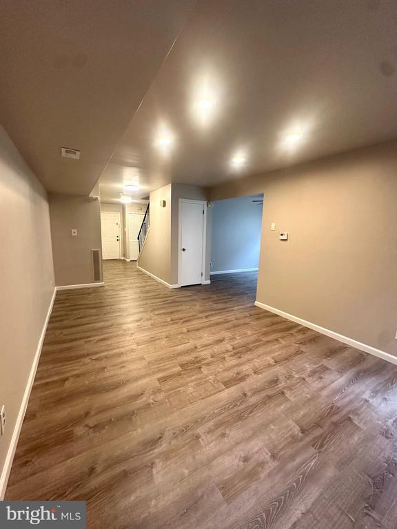 Building Photo - 33 Franklin Dr