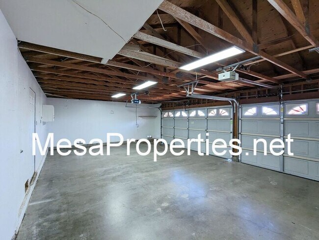 Foto del edificio - 14145 Heritage Ct