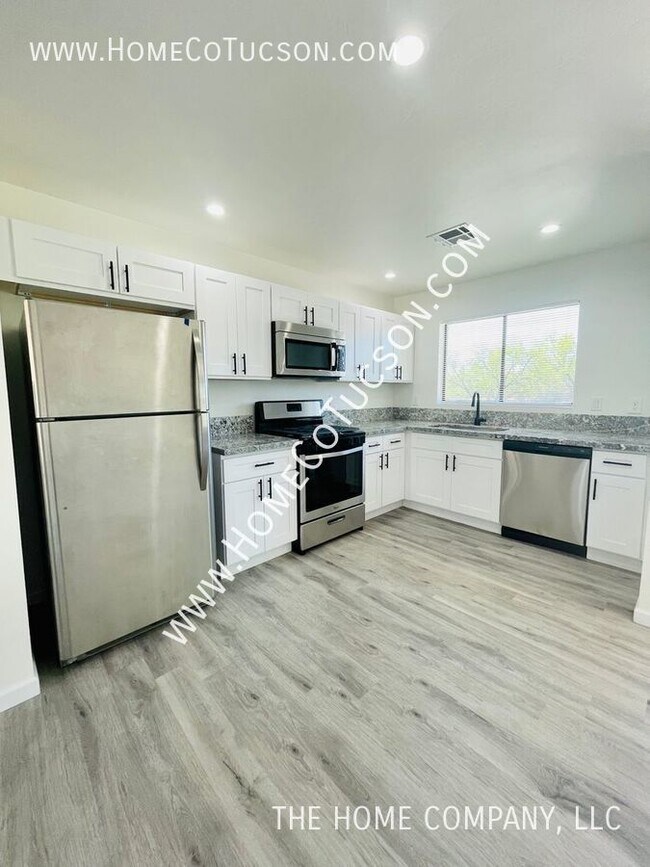 Building Photo - 5971 E 29th Street- Beautifully Remodeled ...