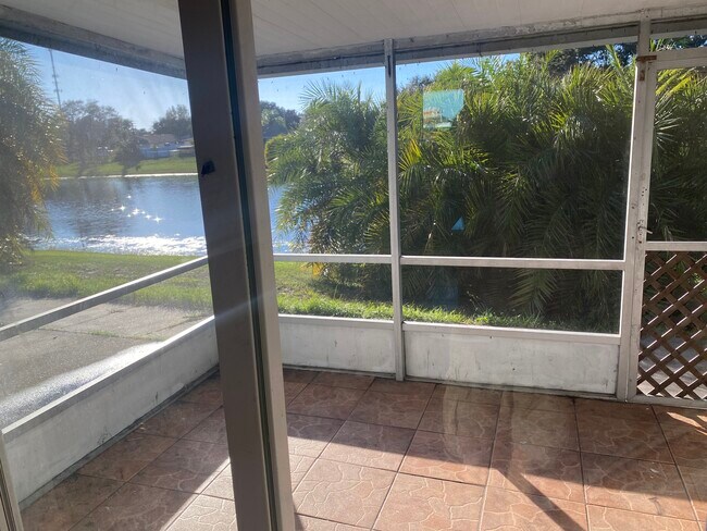 Foto del edificio - 448 Via Palermo Ct
