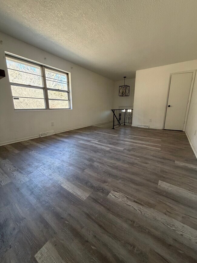 Building Photo - 1632 N 59th St