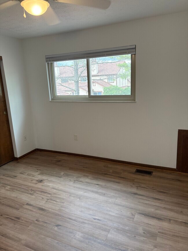 Bedroom 1 - 23 Hedgerow Ln
