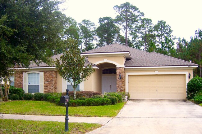 Building Photo - 6466 Ginnie Springs Rd