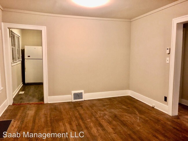 Building Photo - 2 br, 1 bath House - 201 ACADEMY LOWER
