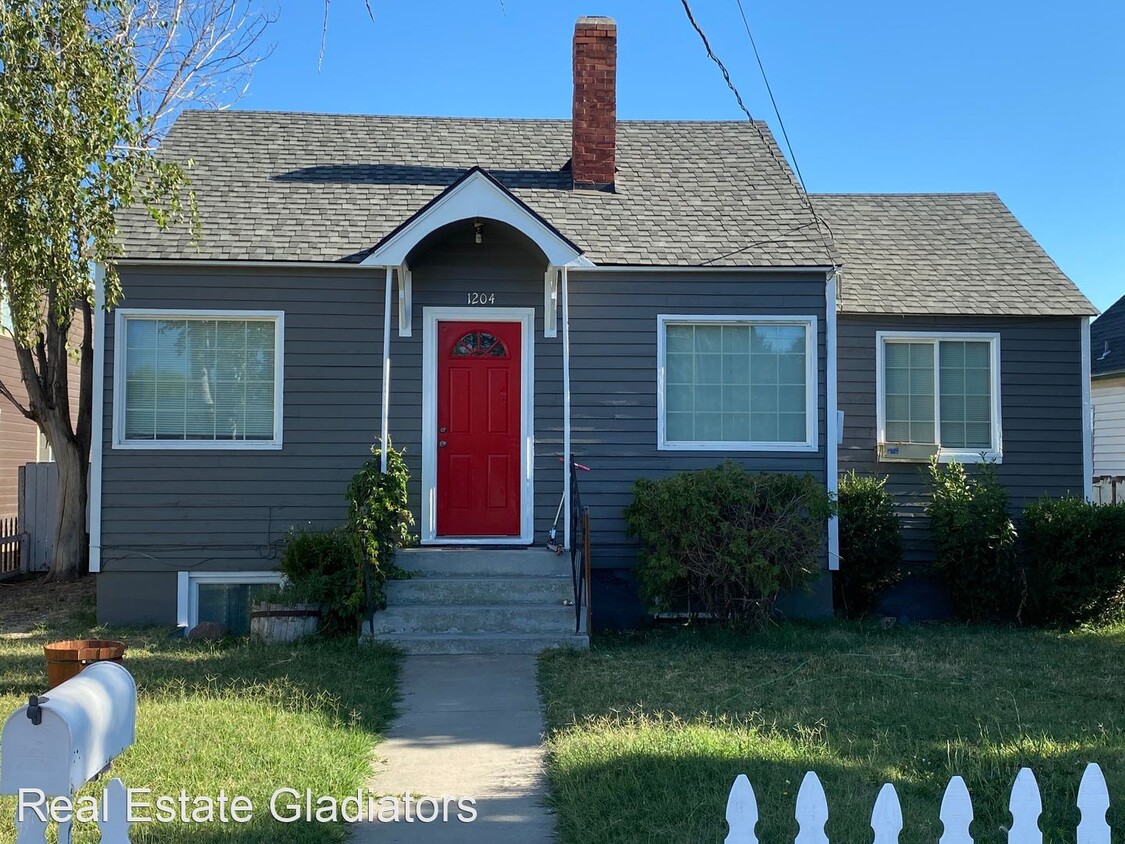 Primary Photo - 3 br, 1 bath House - 1204 Decatur