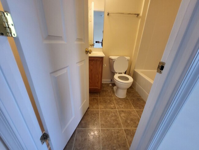 Foto del edificio - Beautiful modern 3bed/2.5ba townhouse!