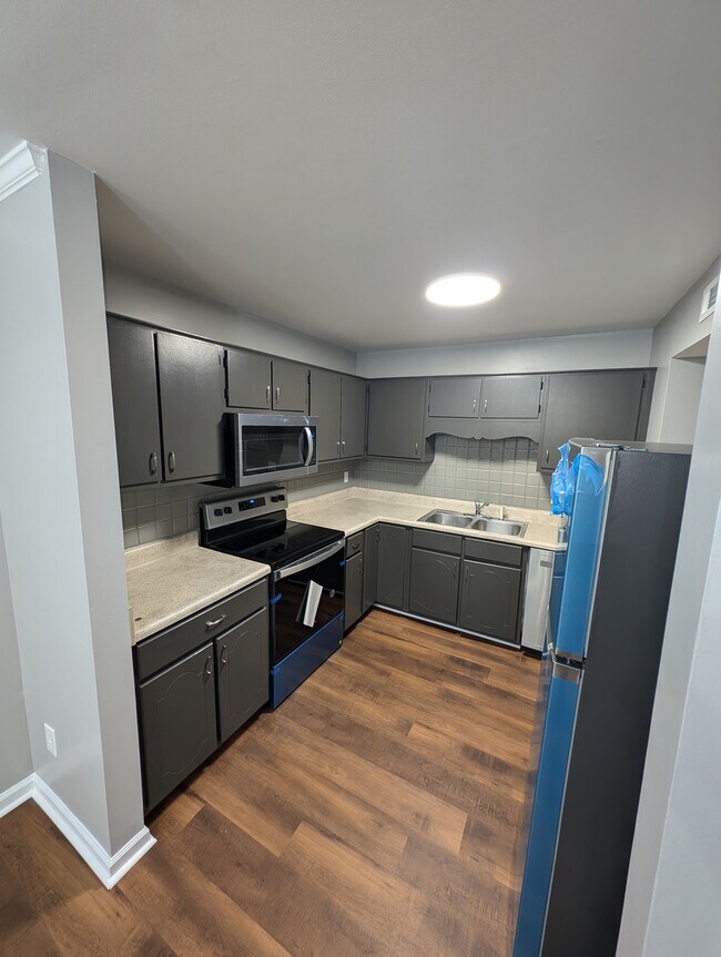 Foto del edificio - 4336 Edith Ln