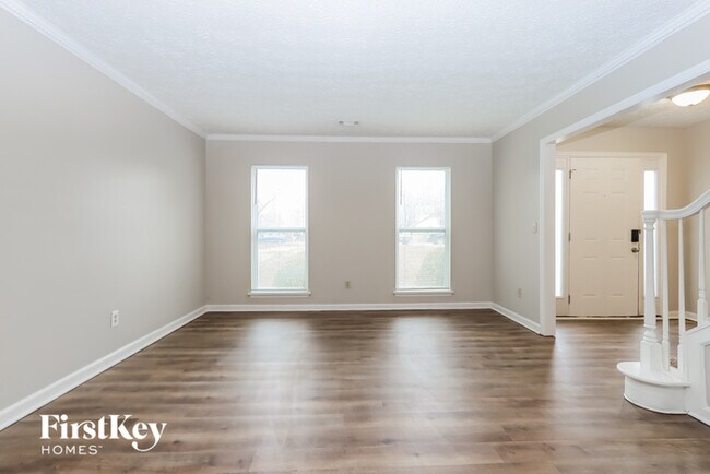 Foto del edificio - 8442 Glendevon Ct