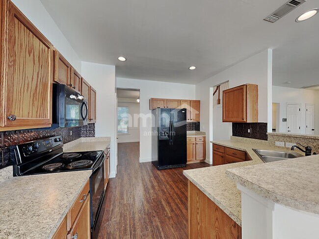 Foto del edificio - 4059 Houldsworth Dr