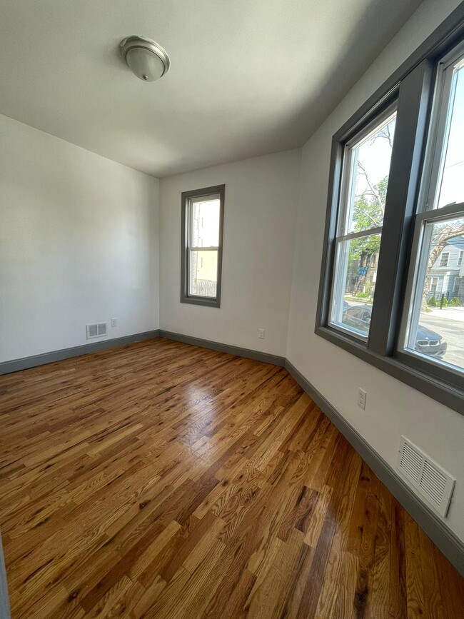 41 Mcadoo Ave Unit 1, Jersey City, Nj 07305 - Apartments In Jersey City 