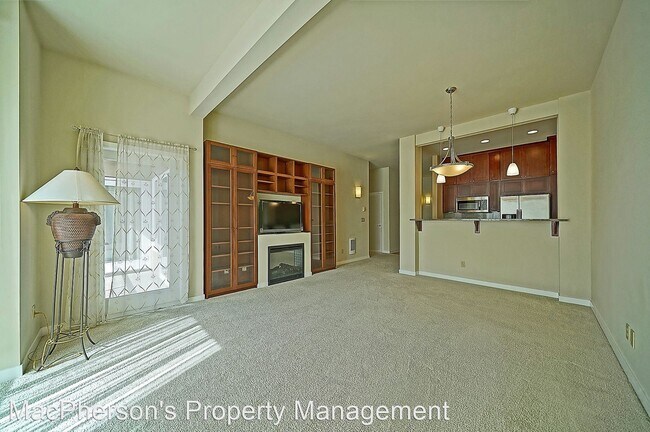 Building Photo - 2 br, 2 bath House - 2222 152nd Ave NE Uni...