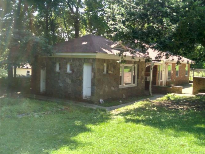 44 Claire Dr, Monroe, NY 10950 House Rental in Monroe, NY