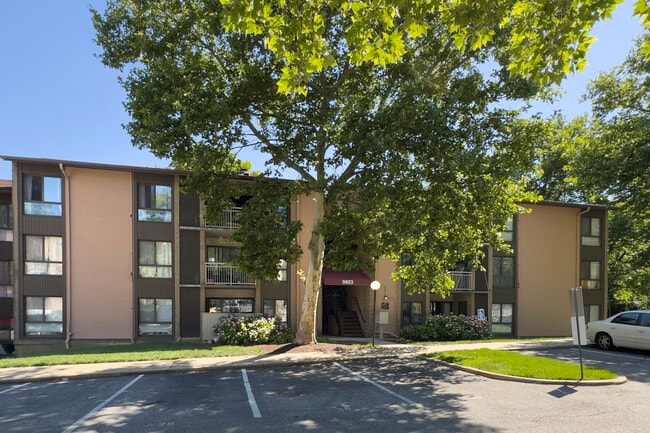 Building Photo - 5923 Tamar Dr