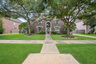 Building Photo - 22511 Bridgehaven Dr