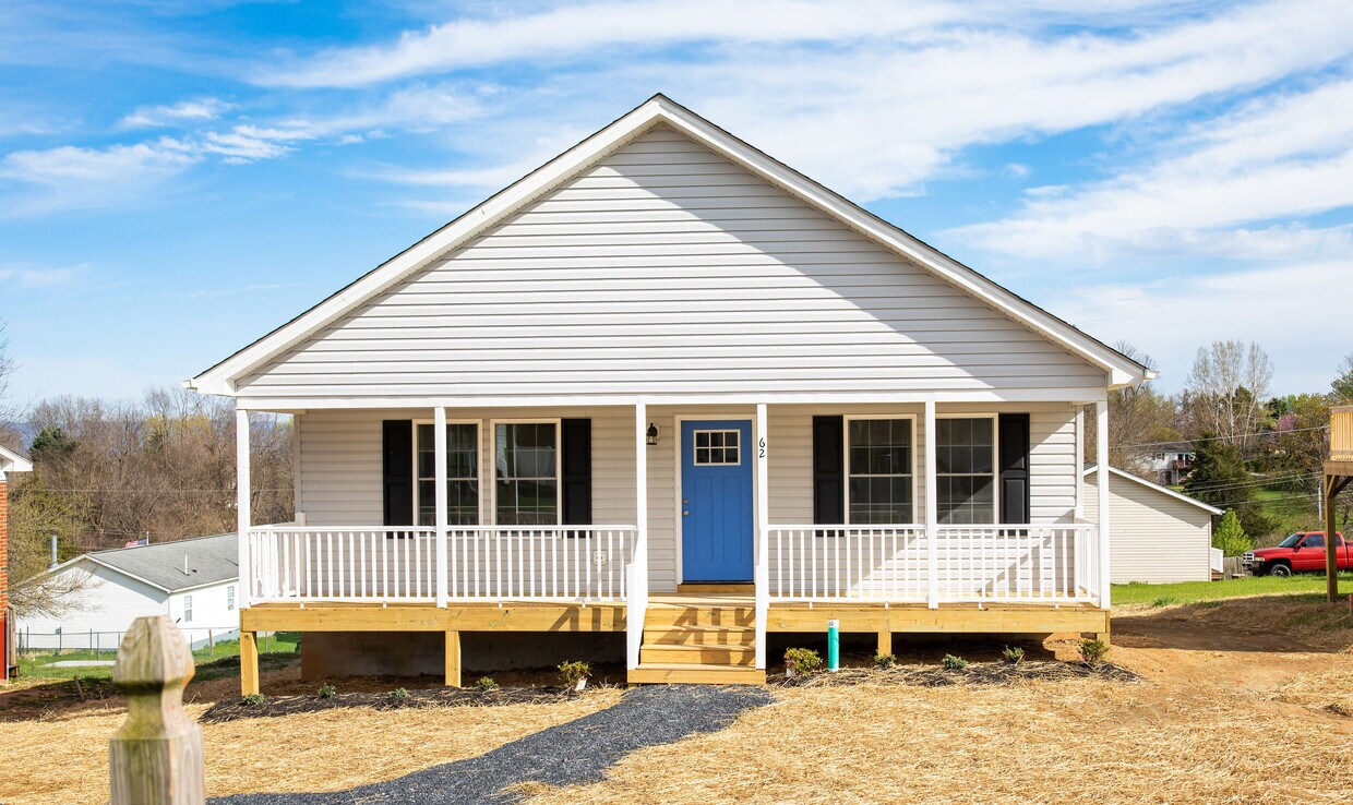 62 Augusta St, Verona, VA 24482 House Rental in Verona, VA