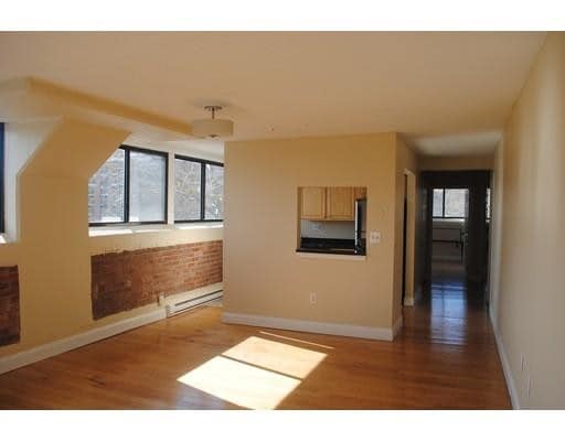 Building Photo - 26 S Water St