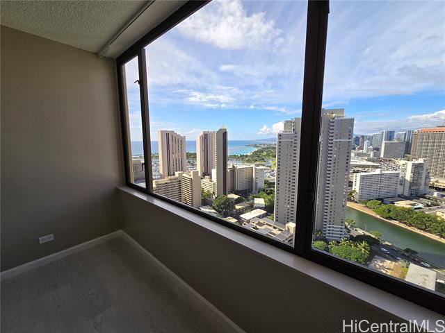 Foto del edificio - 411 Hobron Ln