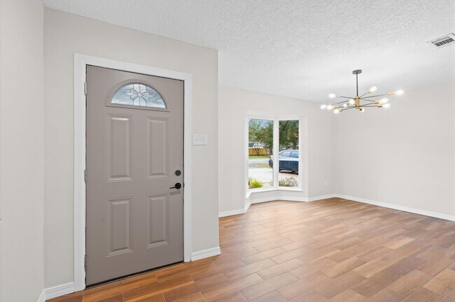 Foto del edificio - 16506 Rawhide Trail