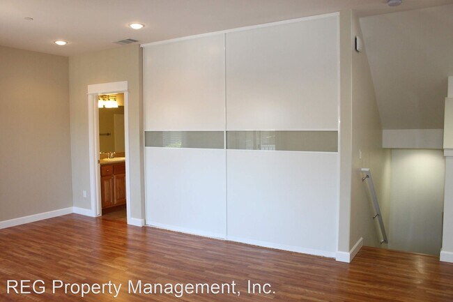 Foto del edificio - 4 br, 3 bath House - 247 N Chorro Street
