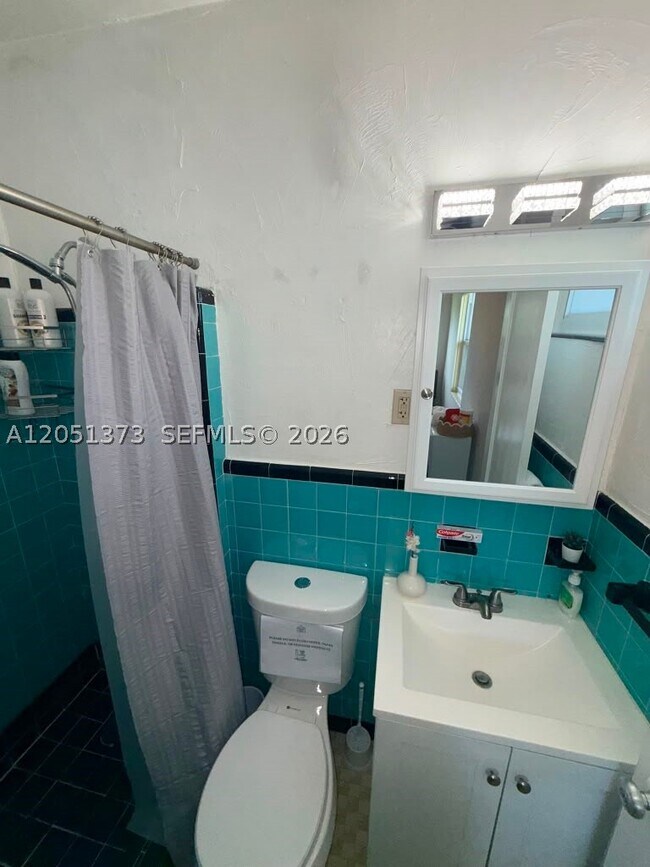 Building Photo - 201 Flagler Dr
