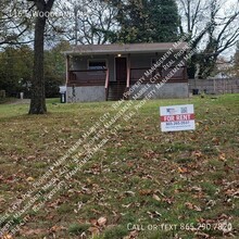 Building Photo - 116 E Woodland Ave