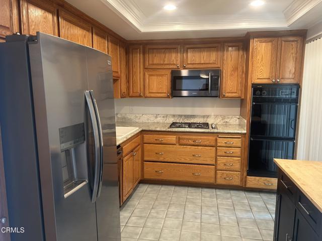 Building Photo - 3719 San Vincente Ct