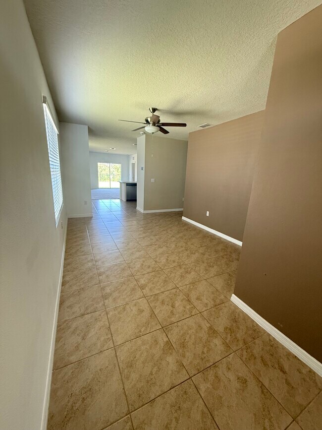 Building Photo - 800 Brooklet Dr
