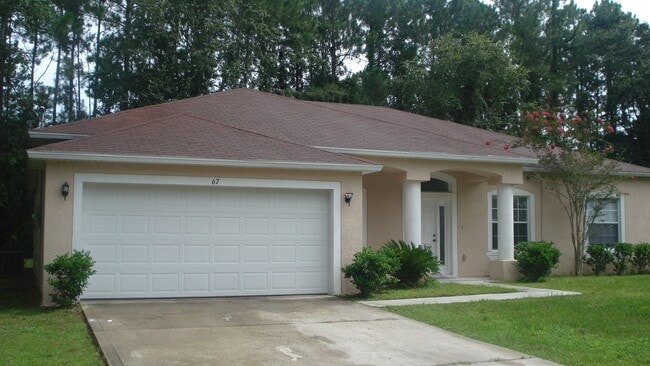 Building Photo - 4/2/2, Beautiful and Spacious!
