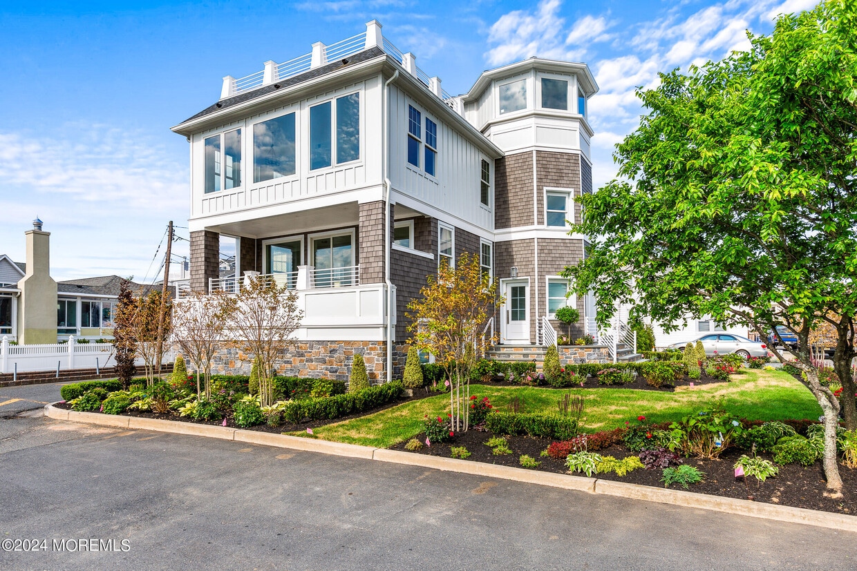 10 Via Ripa Wy Unit 1  